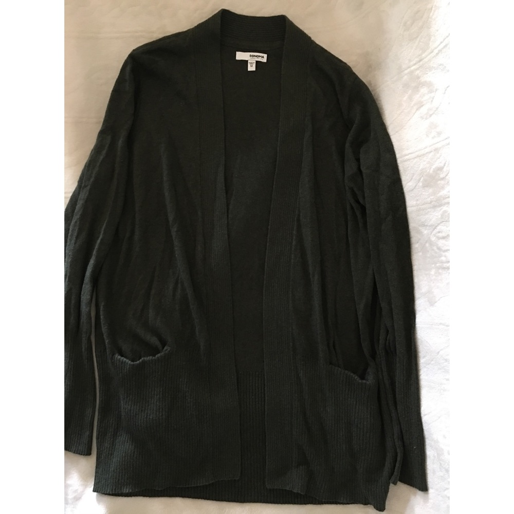 Dark Green Cardigan Size S/M